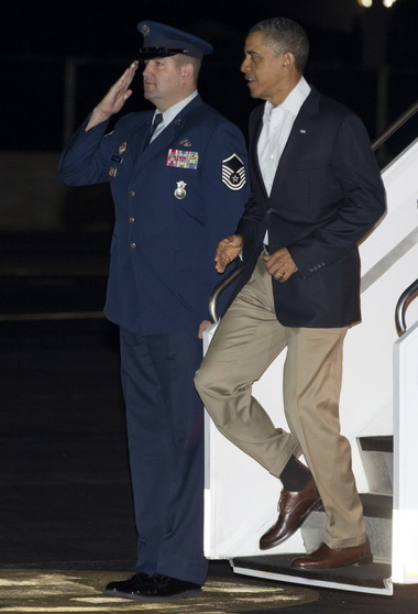 Pres Obama salute